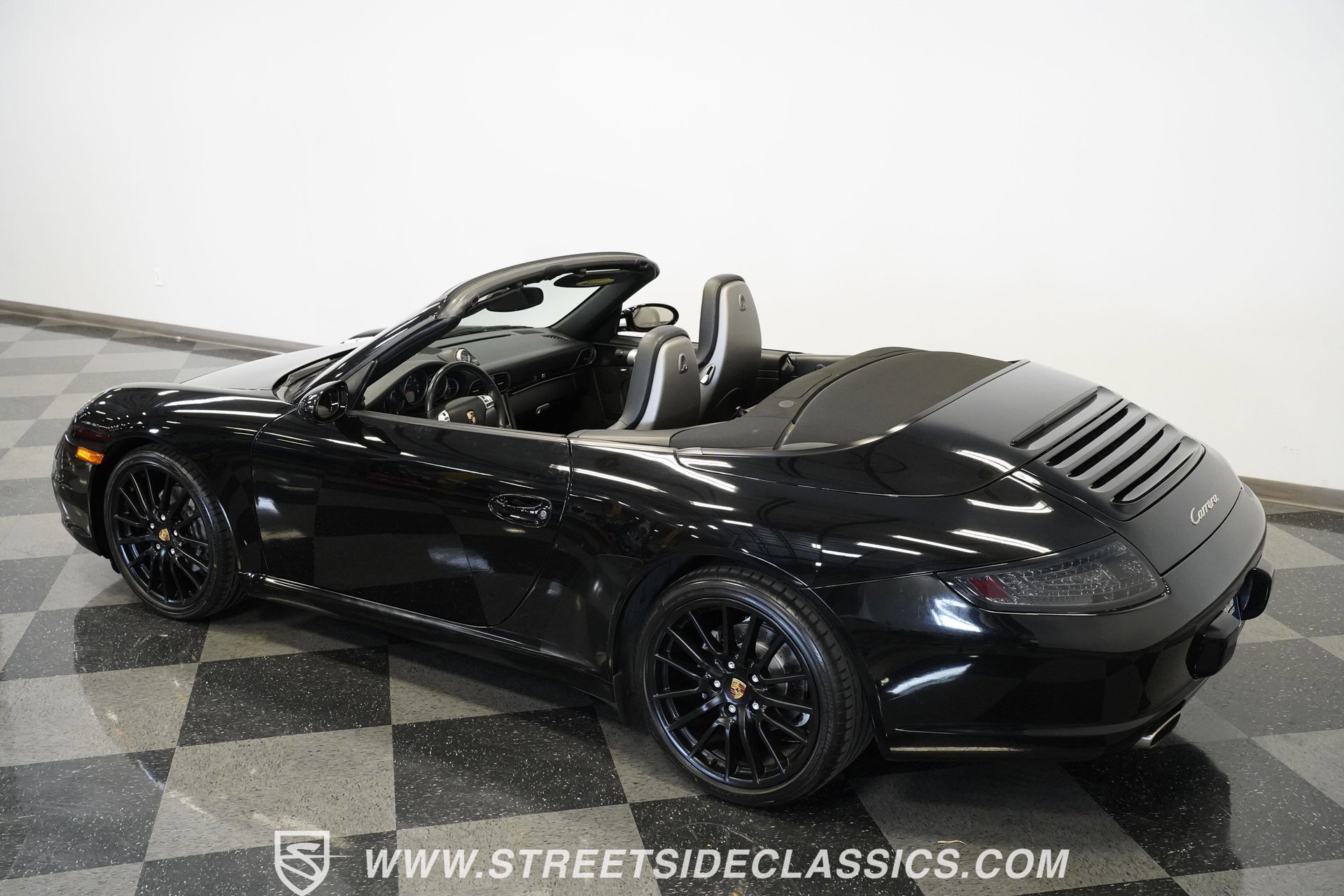Used 2005 Porsche 911 Carrera image 24