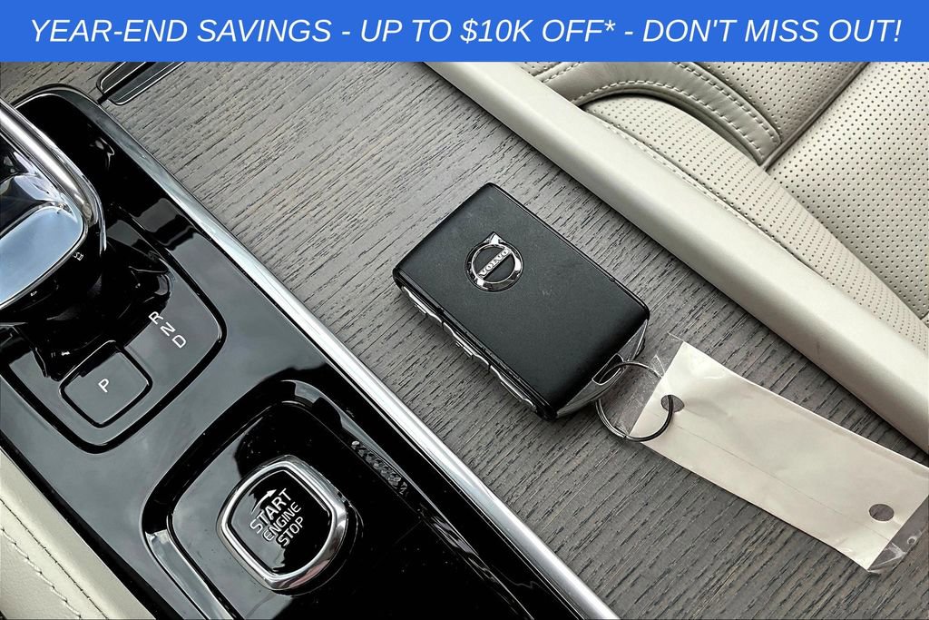 Used 2025 Volvo XC90 B6 Ultra w/ Protection Package Premier image 34