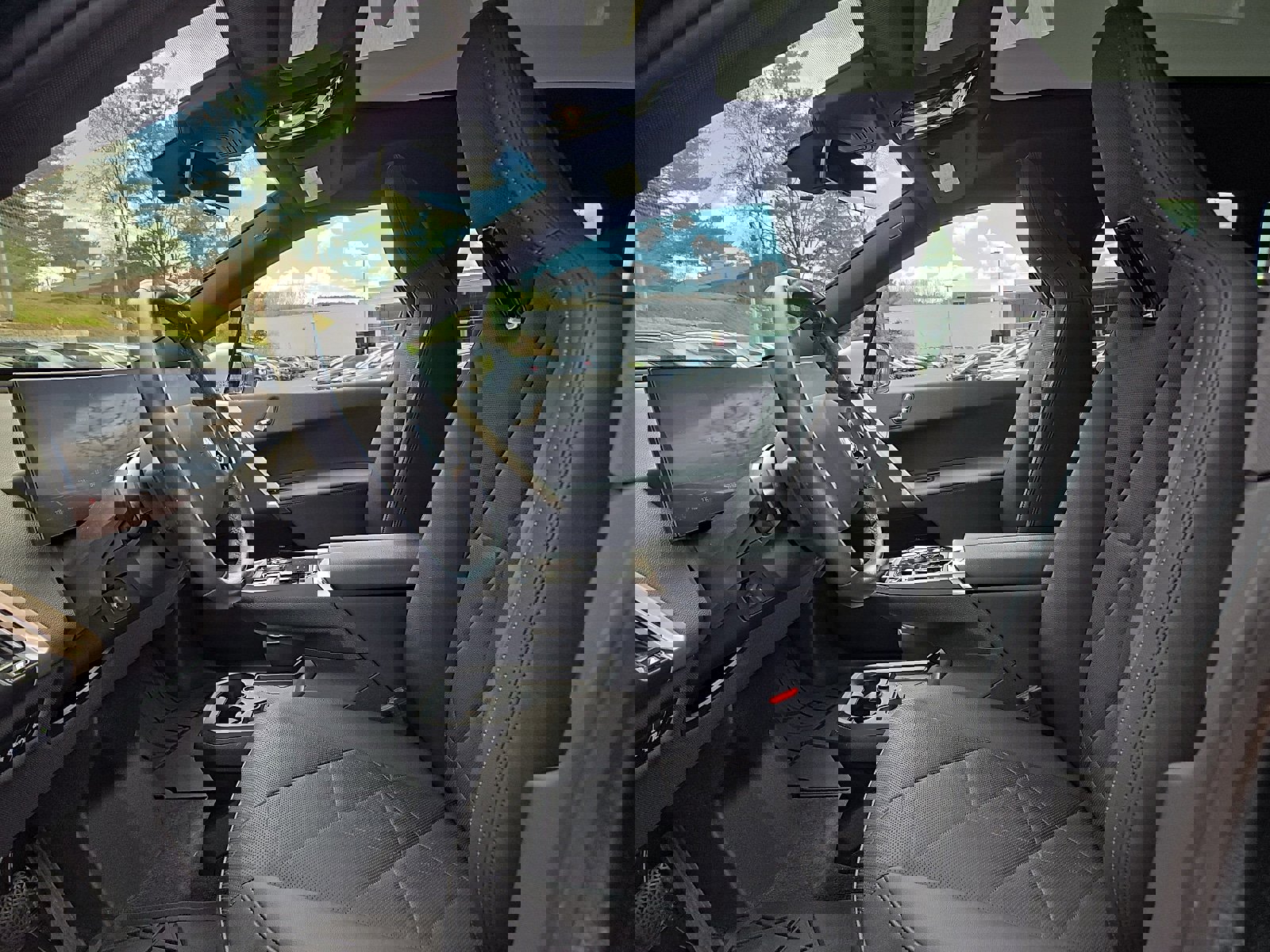 Used 2024 BMW iX xDrive50 w/ Sport Package image 13