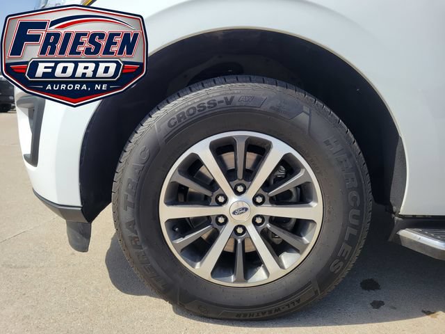 Used 2020 Ford Expedition Max XLT w/ Equipment Group 202A AWD/4WD image 8