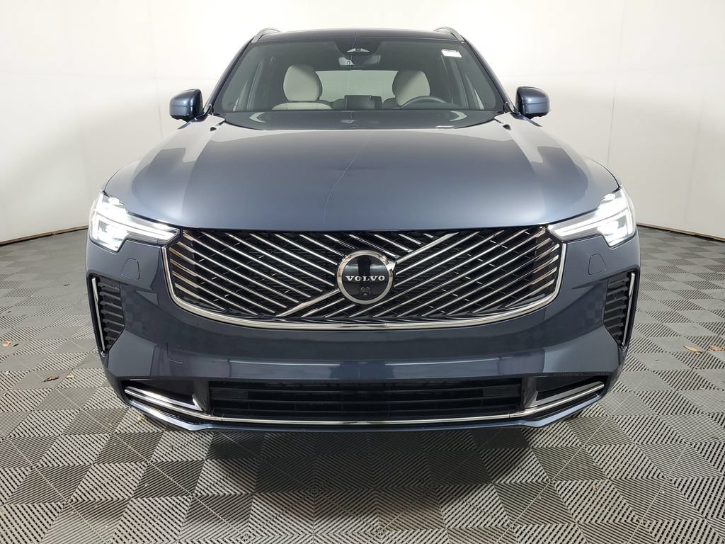 New 2026 Volvo XC90 B6 Plus w/ Protection Package Premier AWD/4WD image 2