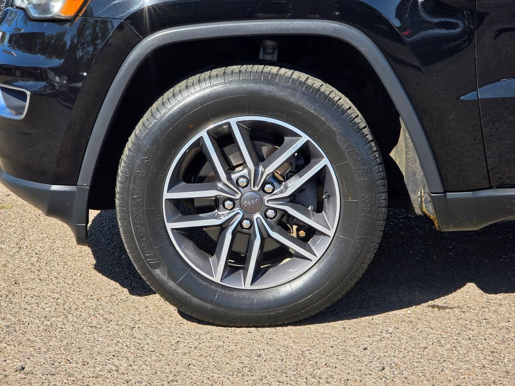 Used 2019 Jeep Grand Cherokee Limited AWD/4WD image 29