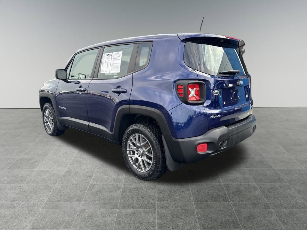Used 2016 Jeep Renegade Sport w/ Power & Air Group image 3