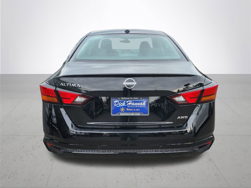 New 2025 Nissan Altima 2.5 SV image 8