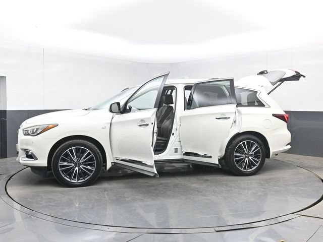 Used 2017 INFINITI QX60 FWD w/ Deluxe Technology Package image 55