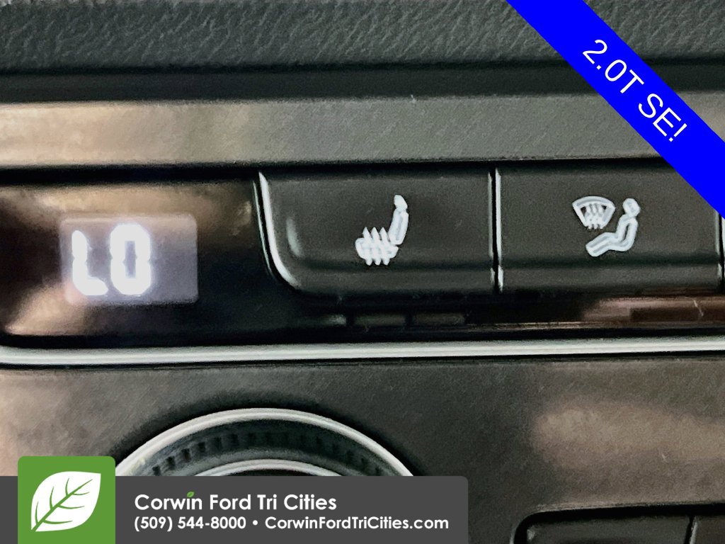 Used 2018 Volkswagen Tiguan SE w/ 3rd Row Seat Package AWD/4WD image 22