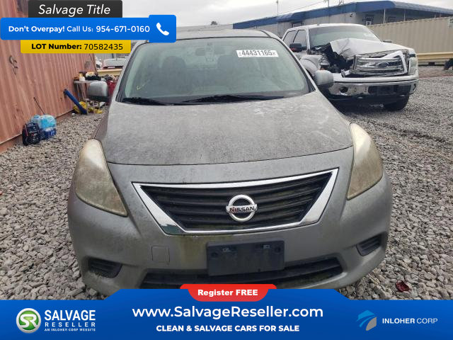Used 2013 Nissan Versa SV image 5