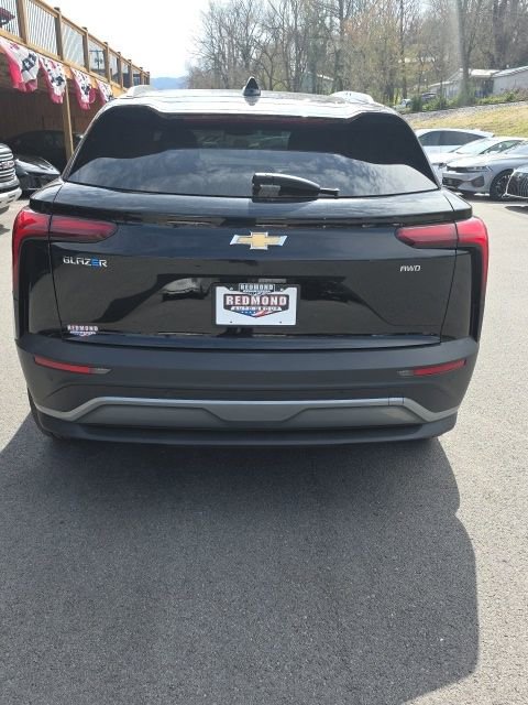 Used 2024 Chevrolet Blazer EV LT image 6