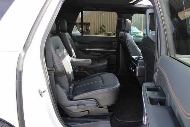 Used 2024 Ford Expedition Max Platinum image 8