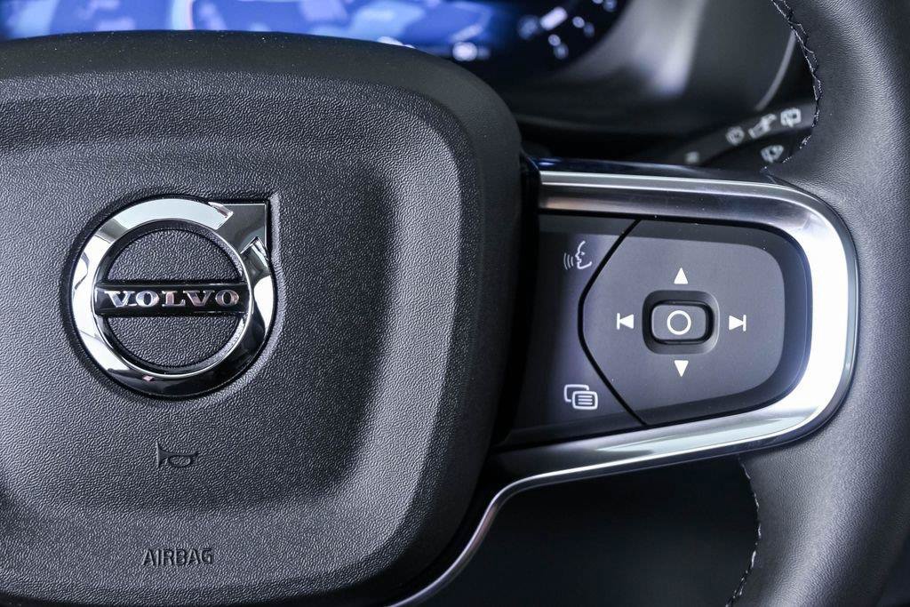 New 2026 Volvo XC40 B5 Plus w/ Protection Package Premier AWD/4WD image 10