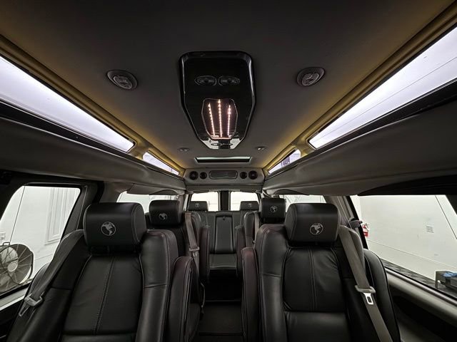 Used 2019 GMC Savana 2500 Extended w/ Enhanced Convenience Package image 2