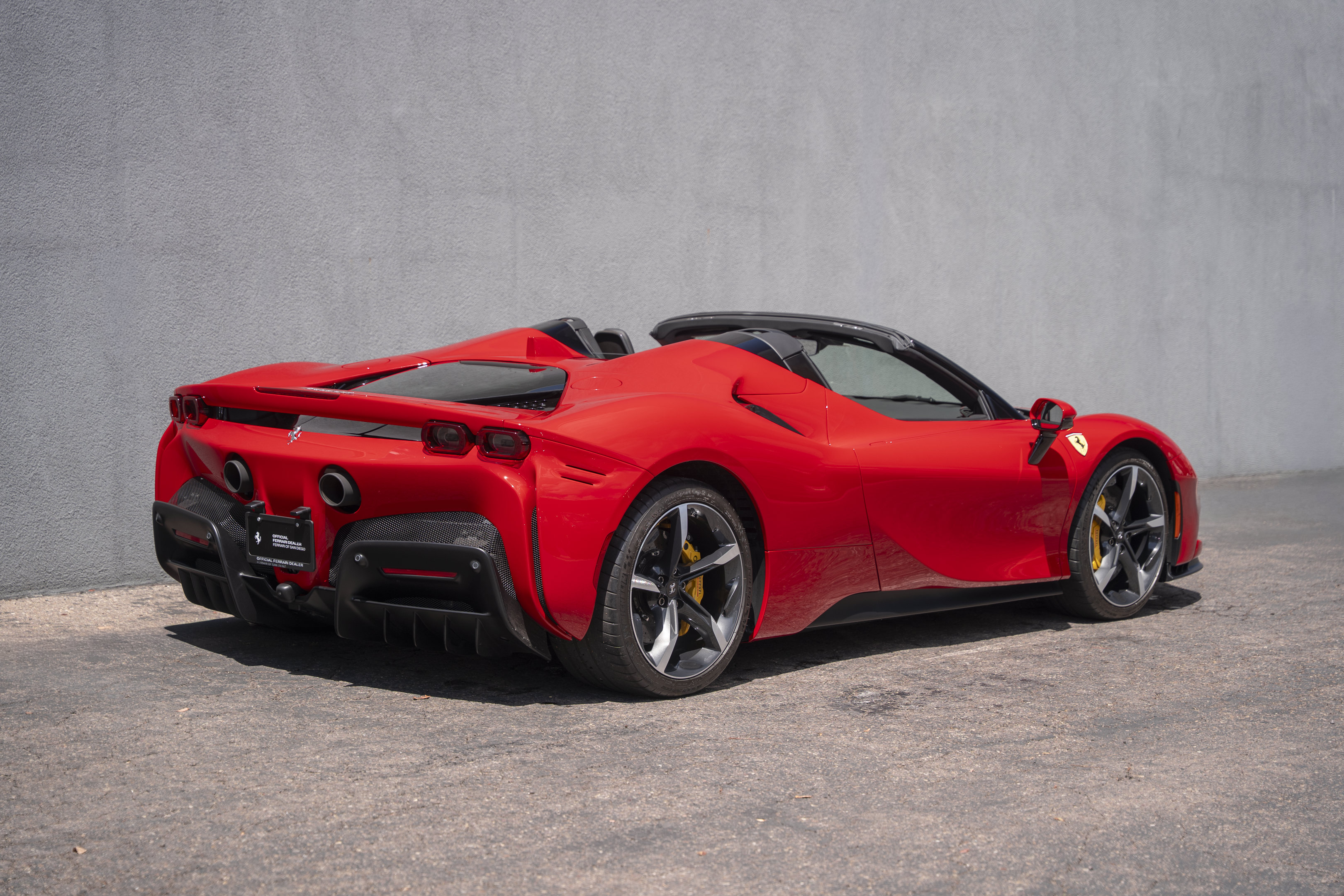 Used 2022 Ferrari SF90 Spider AWD/4WD image 6