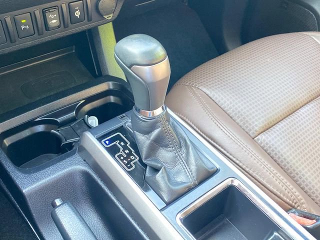 Used 2017 Toyota Tacoma Limited image 26