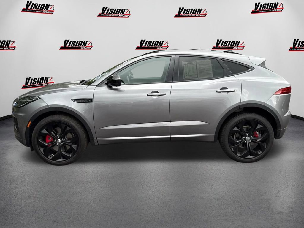 Used 2024 Jaguar E-PACE R-Dynamic SE image 8