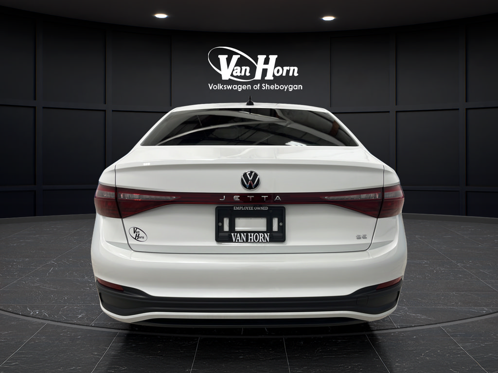 Used 2025 Volkswagen Jetta SE w/ Sunroof Package FWD image 6