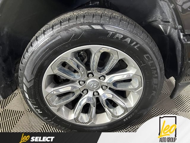 Used 2023 RAM 1500 Laramie AWD/4WD image 27