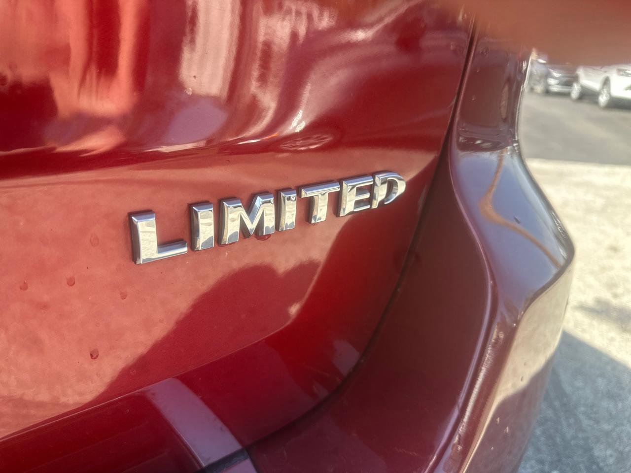 Used 2014 Jeep Grand Cherokee Limited AWD/4WD image 9
