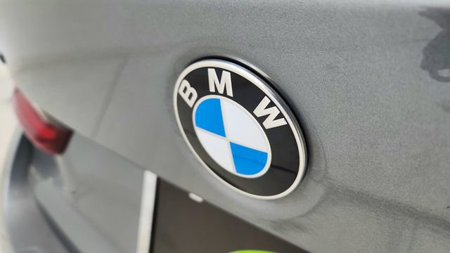 Used 2025 BMW 330i xDrive Sedan image 16