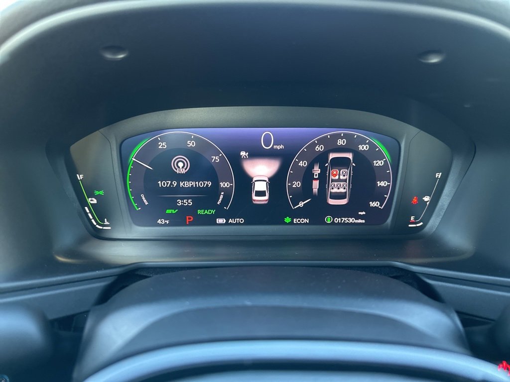 Used 2023 Honda Accord Touring image 2