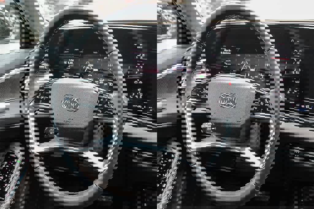 Used 2025 Audi A5 2.0T Premium Plus w/ Premium Plus image 15