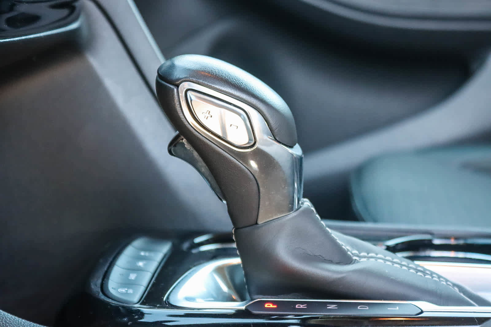 Used 2022 Buick Encore GX Preferred w/ Cold Weather Comfort Package image 17