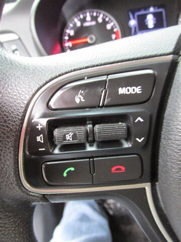 Used 2018 Kia Optima LX FWD image 24