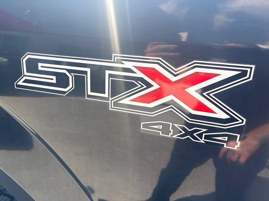 Used 2017 Ford F150 XL w/ Equipment Group 101A Mid AWD/4WD image 13