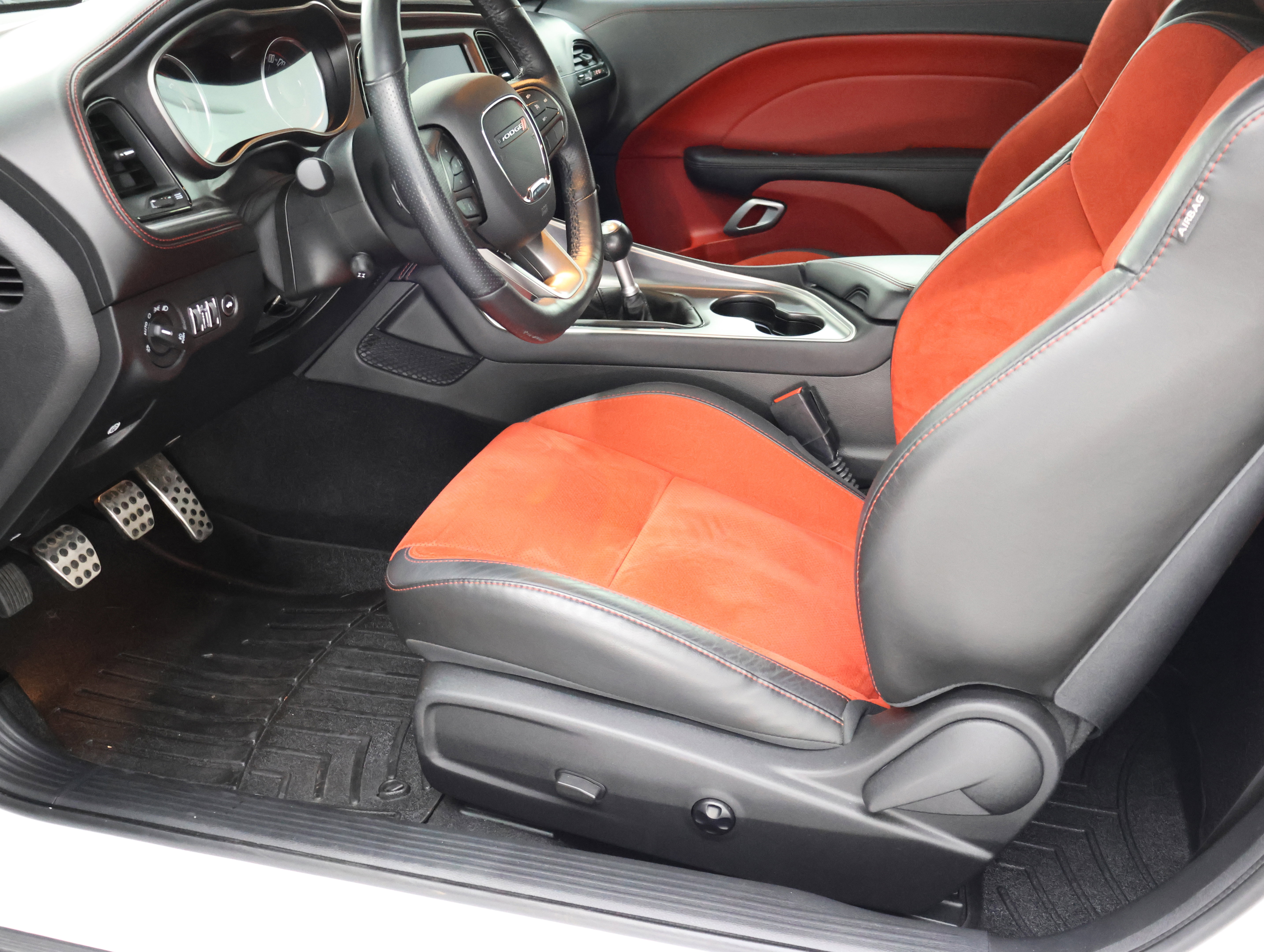 Used 2021 Dodge Challenger R/T Scat Pack w/ Dynamics Package RWD image 8