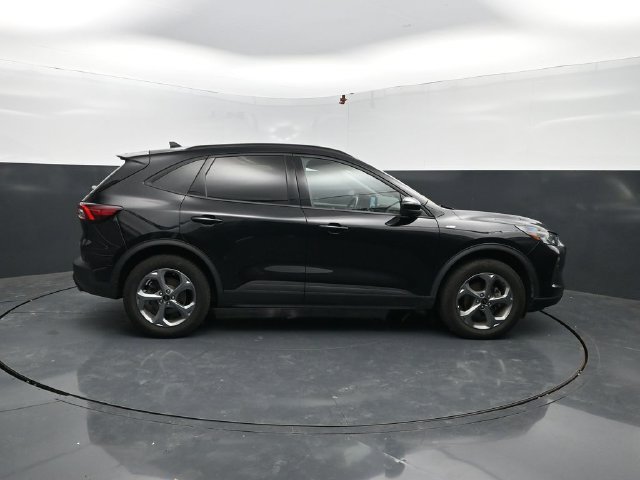 Used 2025 Ford Escape ST-Line Select AWD/4WD image 10