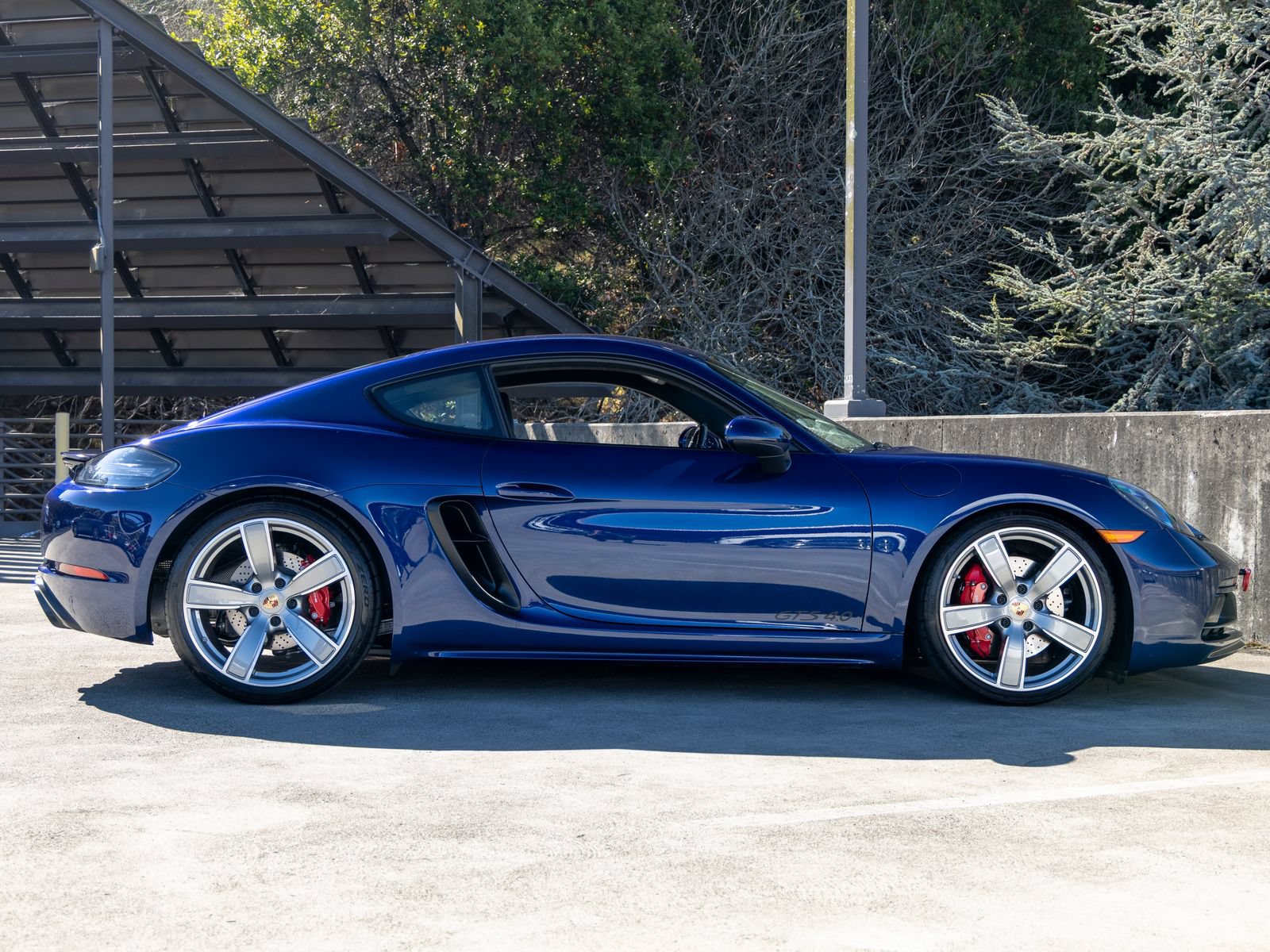 Used 2025 Porsche 718 Cayman GTS RWD image 12