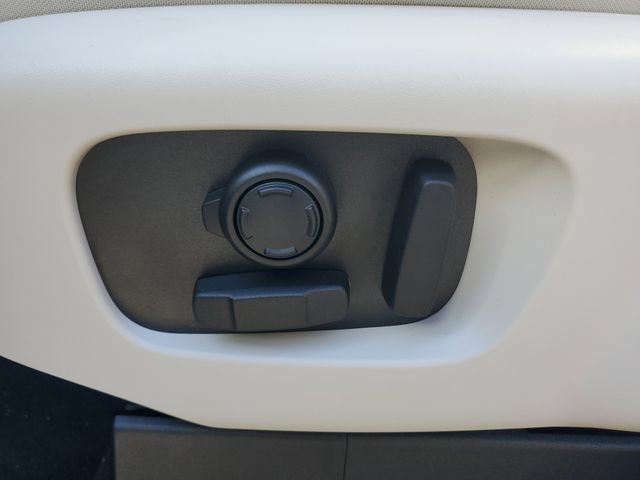 Certified 2025 Land Rover Discovery S AWD/4WD image 19