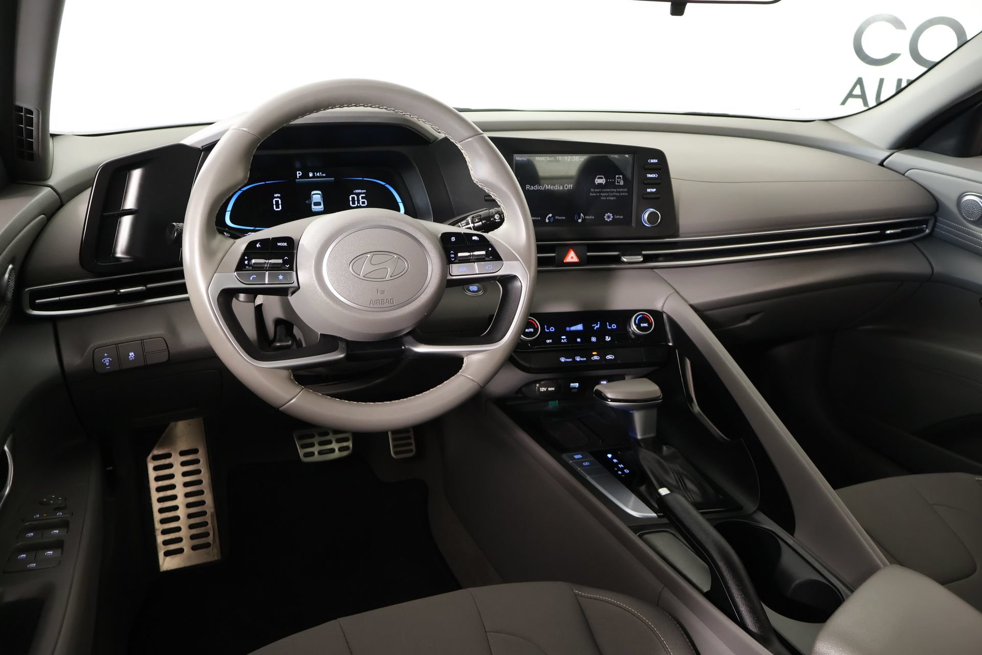 Certified 2025 Hyundai Elantra Sport FWD image 2