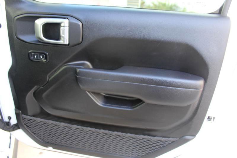 Used 2025 Jeep Wrangler Unlimited Sport image 21