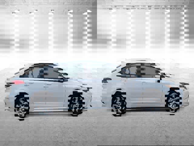 Used 2024 Toyota Corolla LE image 9