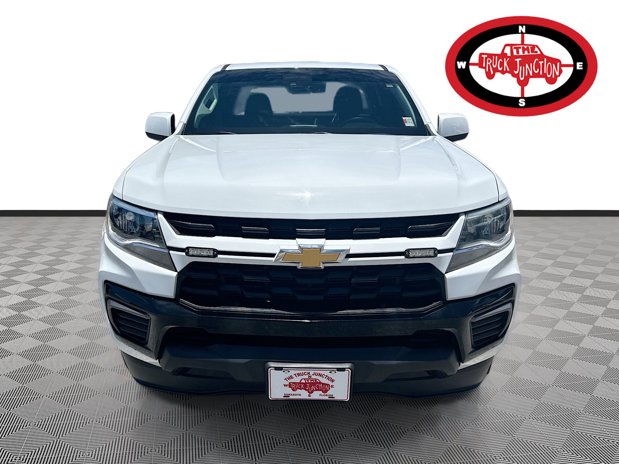 Used 2022 Chevrolet Colorado LT w/ Fleet Safety Package RWD image 2