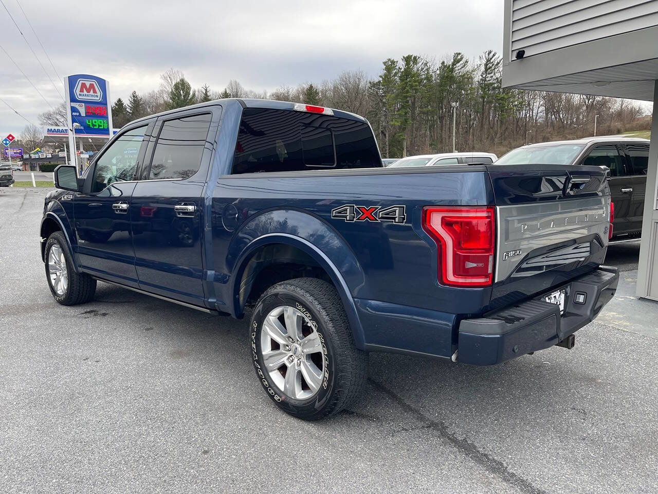 Used 2015 Ford F150 Platinum w/ Trailer Tow Package image 5
