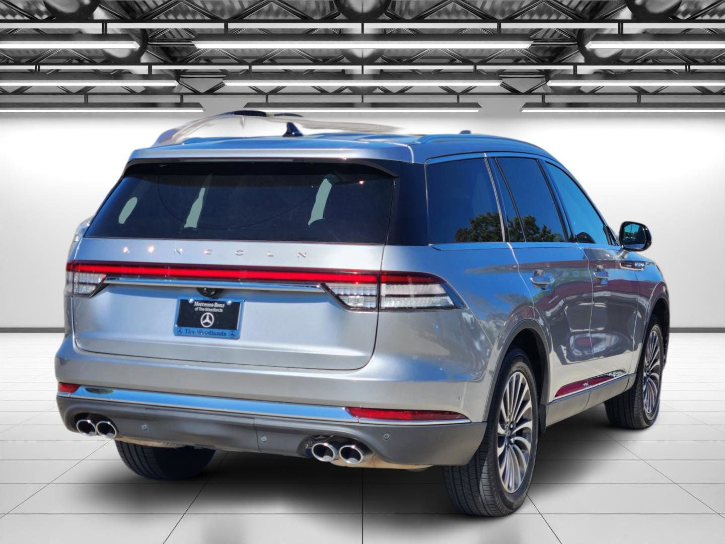 Used 2021 Lincoln Aviator Reserve w/ Equipment Group 201A image 9