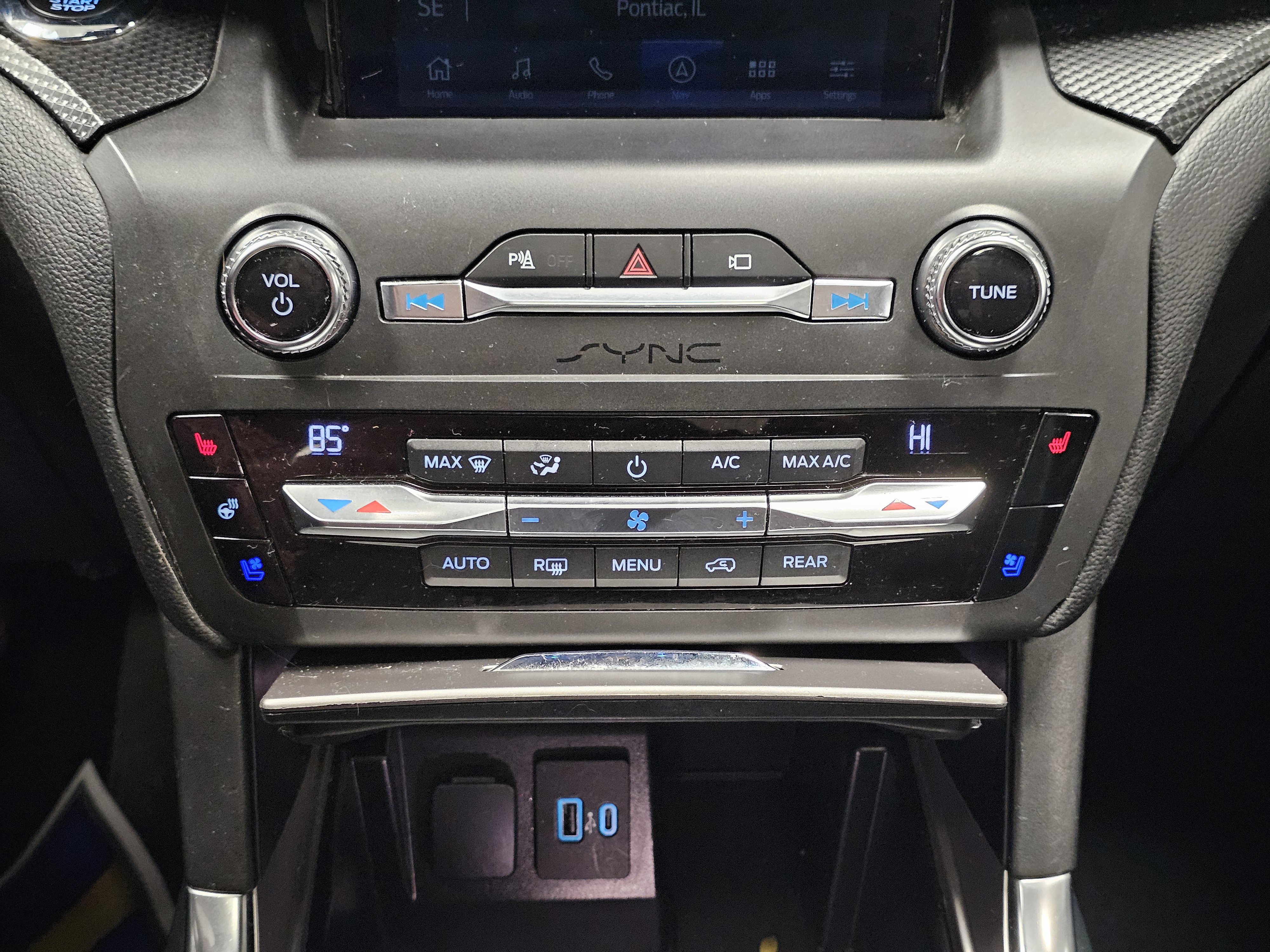 Used 2020 Ford Explorer ST image 26