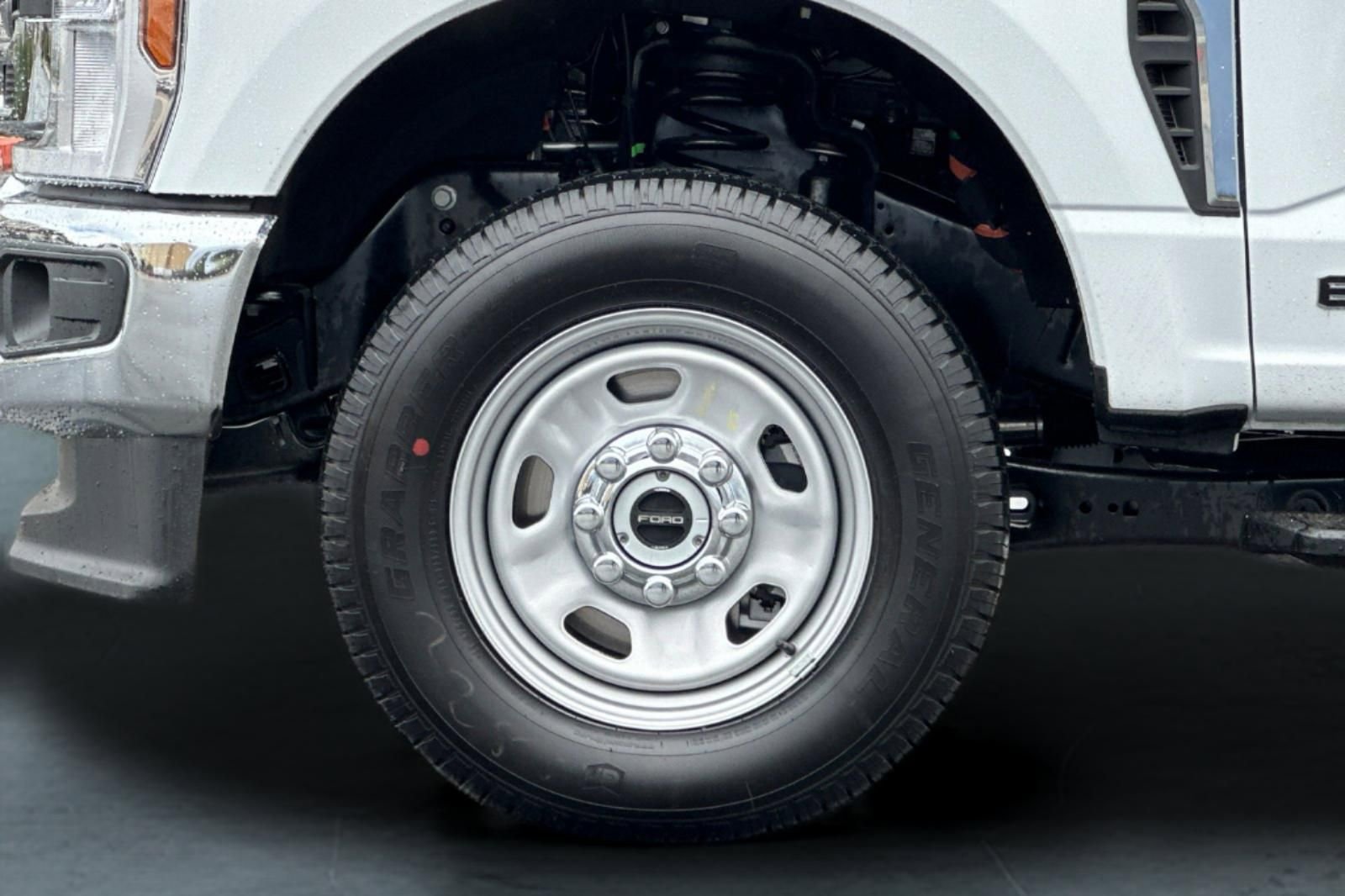 New 2026 Ford F350 XL w/ XL Chrome Package image 26