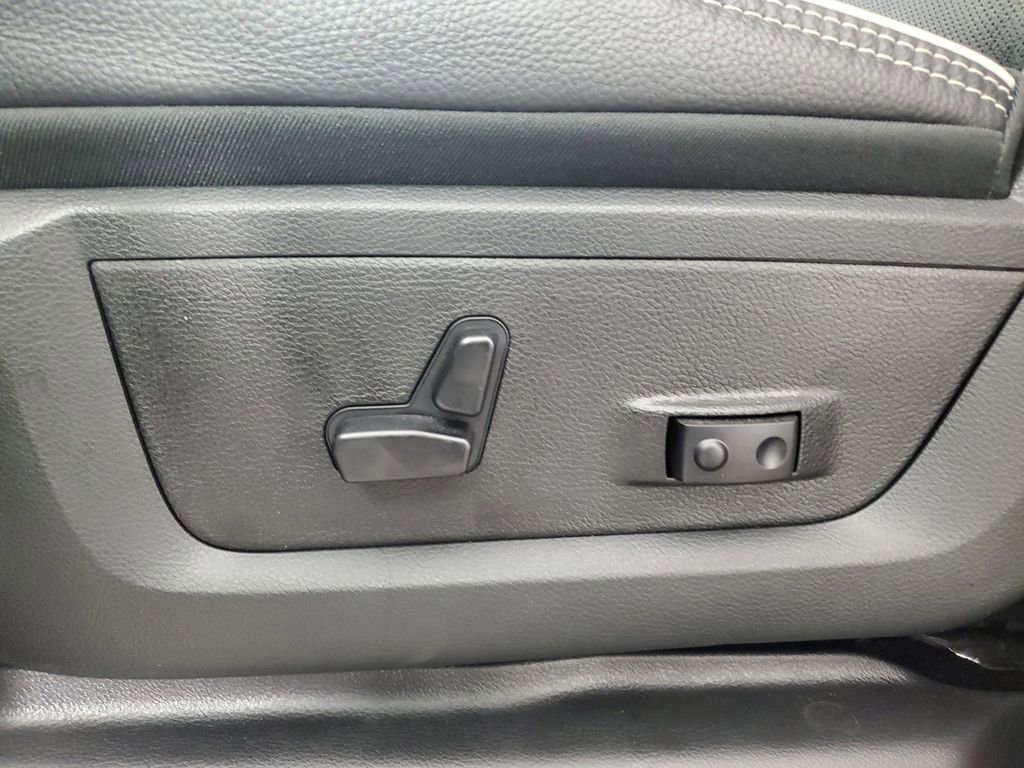 New 2026 RAM 3500 Limited image 33