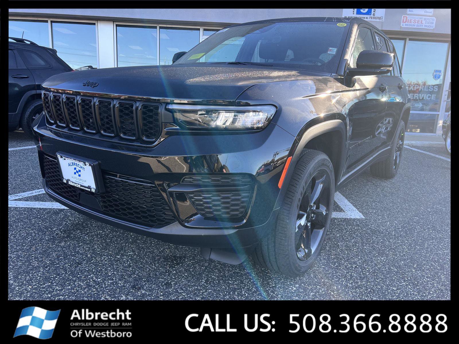 New 2025 Jeep Grand Cherokee Altitude