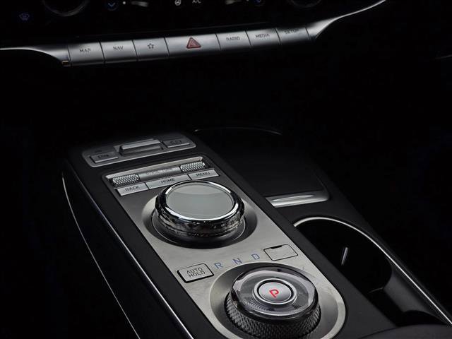 Used 2022 Genesis GV70 2.5T w/ Advanced Package image 22