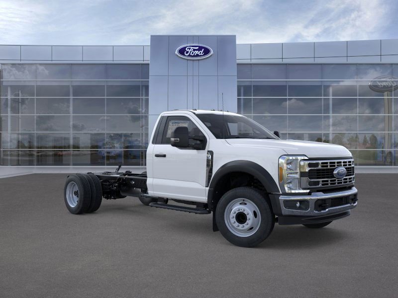 New 2025 Ford F550 2WD Regular Cab Super Duty image 7