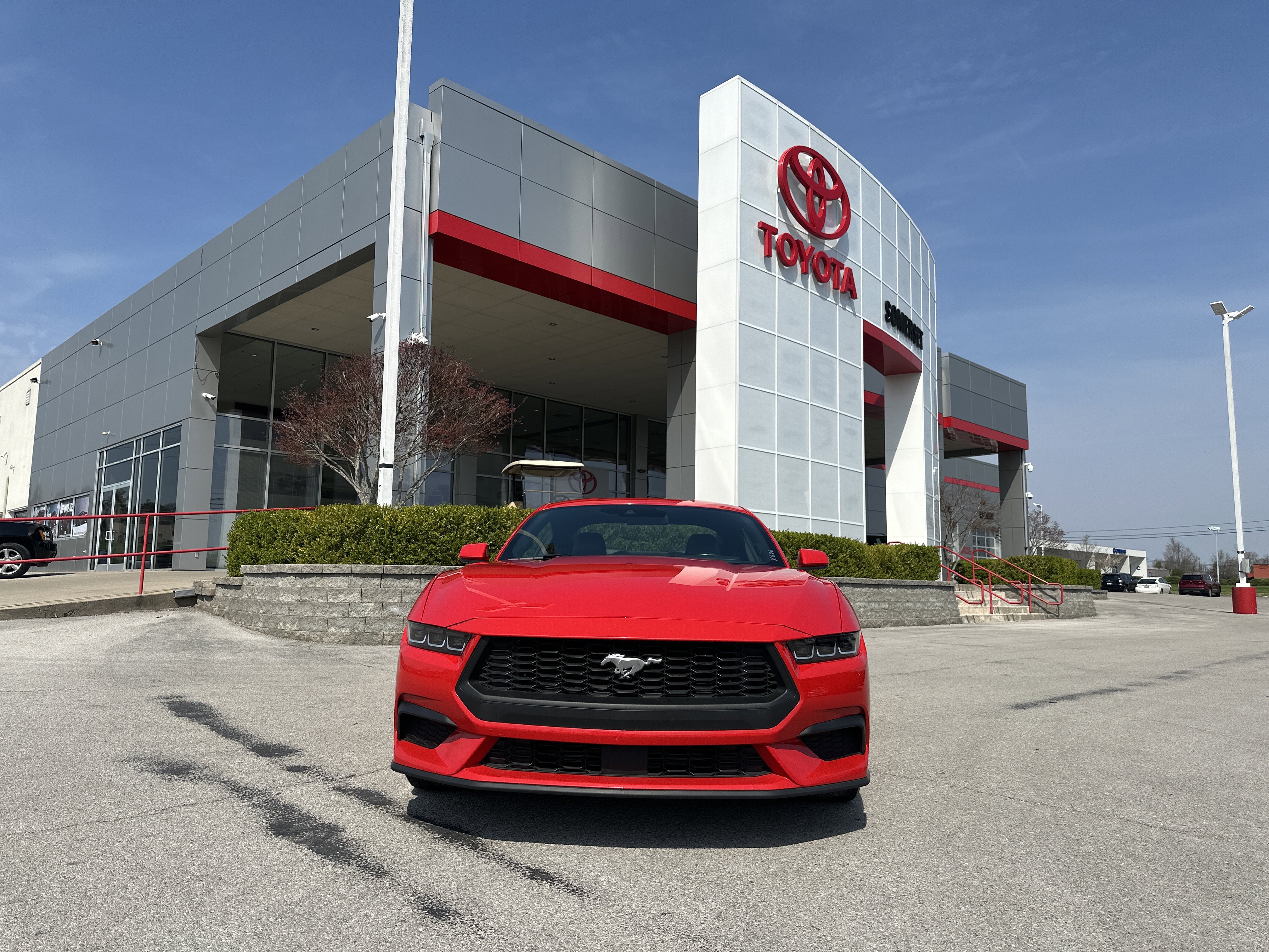 Used 2024 Ford Mustang Premium image 2