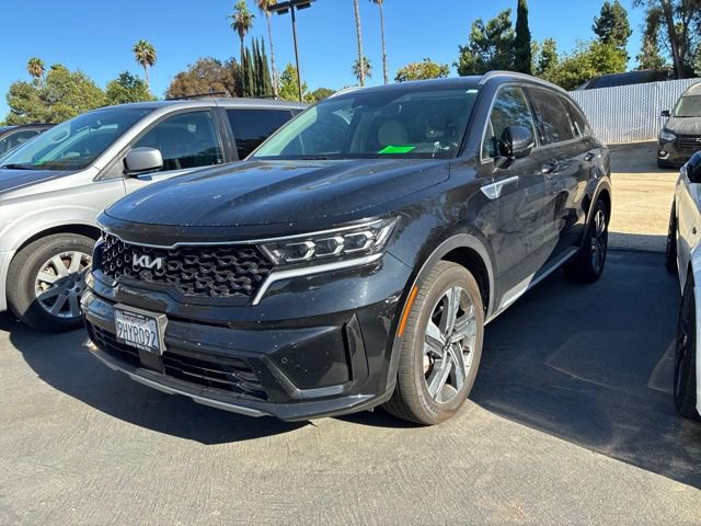 Certified 2023 Kia Sorento SX Prestige AWD/4WD image 3