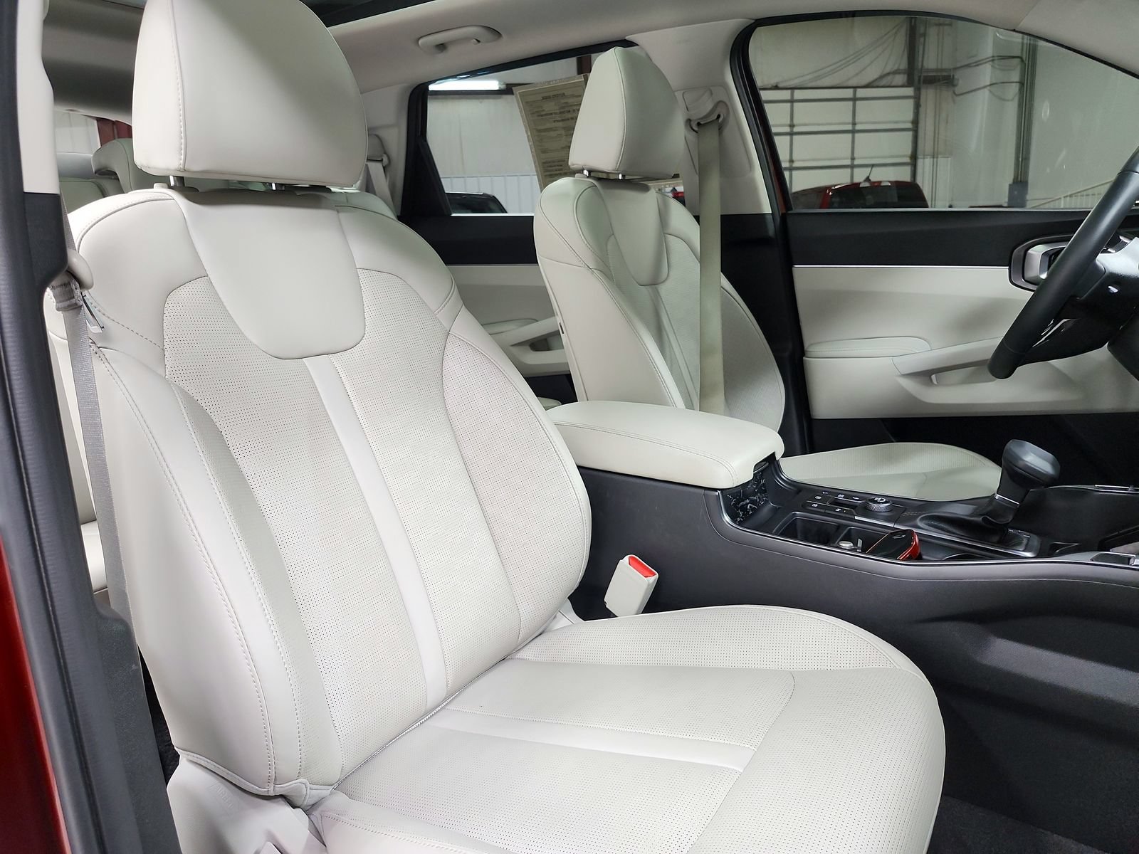 Used 2025 Kia Sorento S w/ Panoramic Sunroof Package FWD image 45