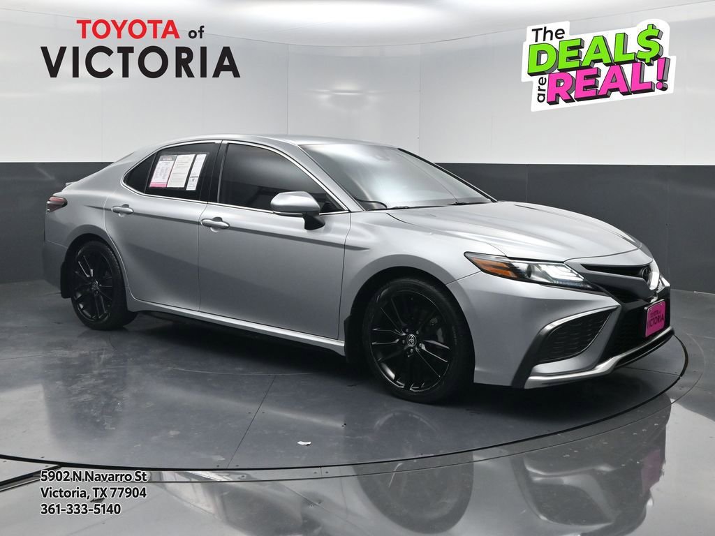 Used 2021 Toyota Camry XSE image 1