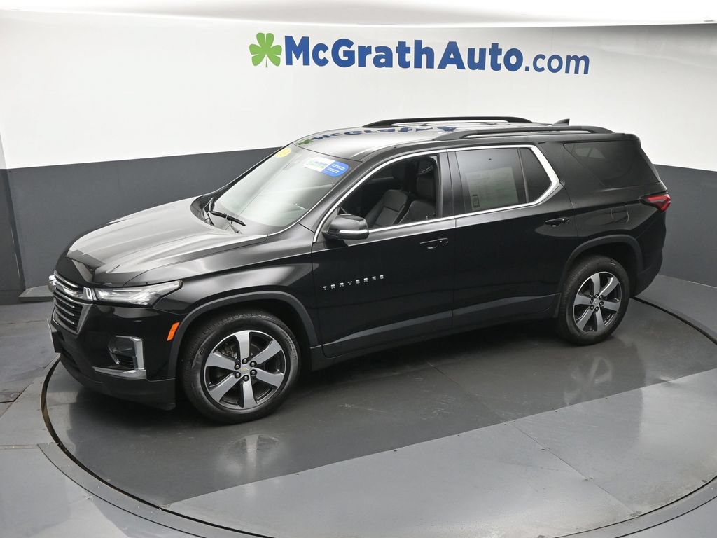 Used 2023 Chevrolet Traverse LT w/ LT Premium Package AWD/4WD image 24