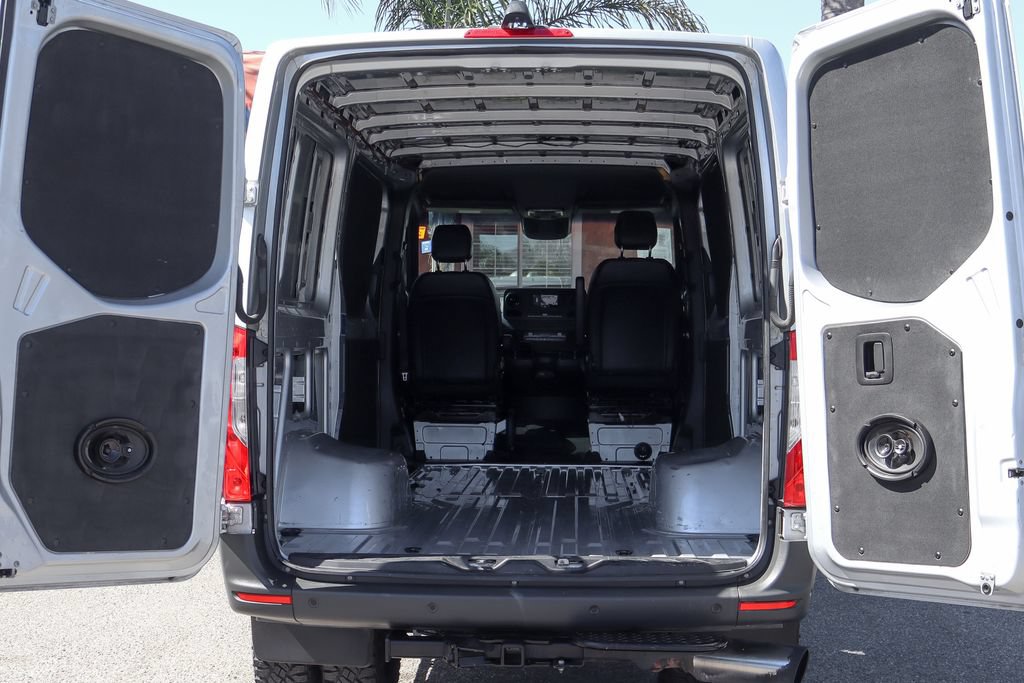 Used 2020 Mercedes-Benz Sprinter 3500 image 8