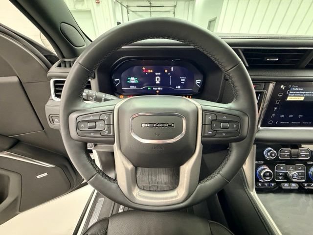 Certified 2024 GMC Yukon XL Denali w/ Max Trailering Package AWD/4WD image 11